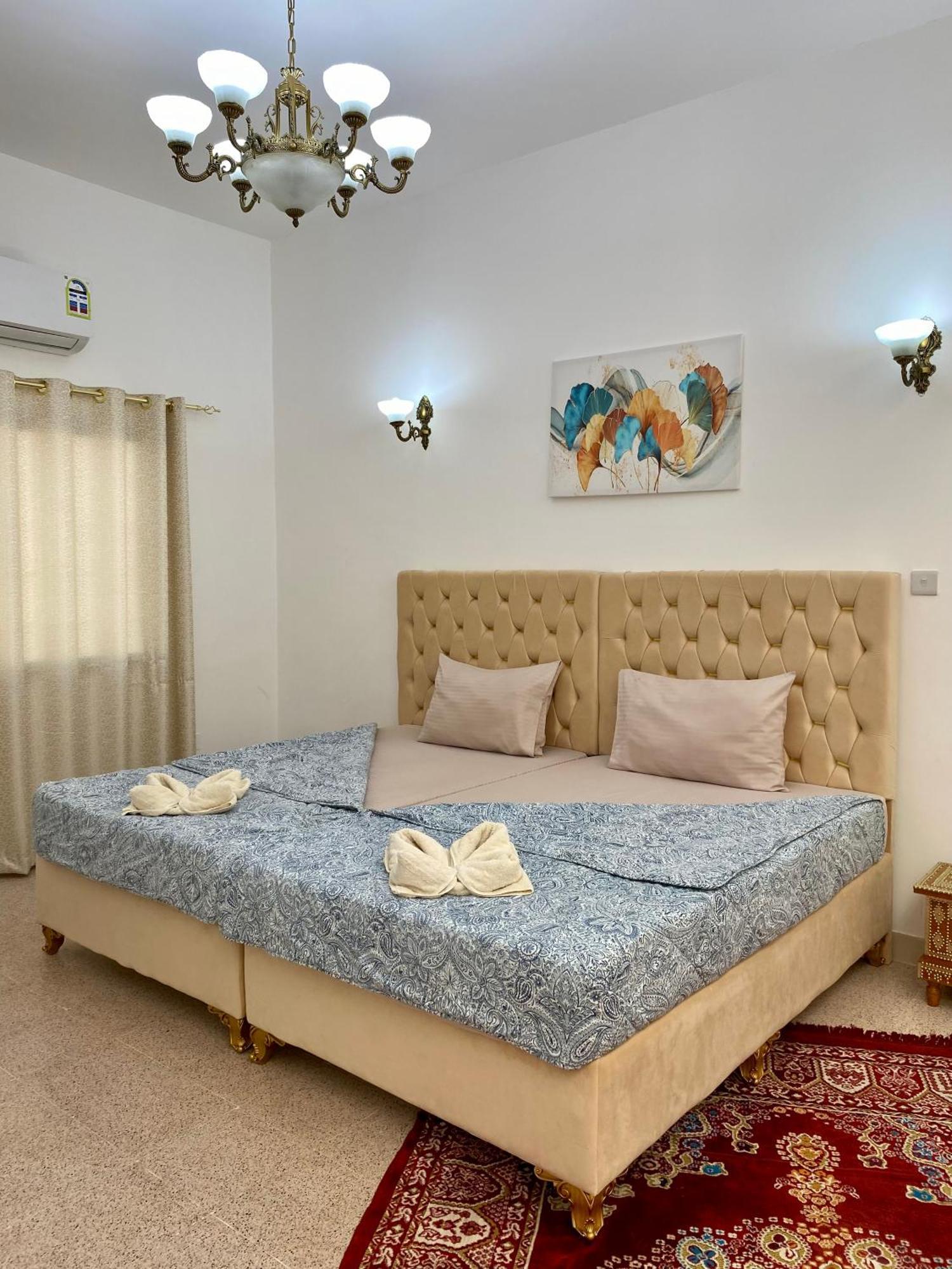 Отель Arabian Nights Nook Маскат Экстерьер фото